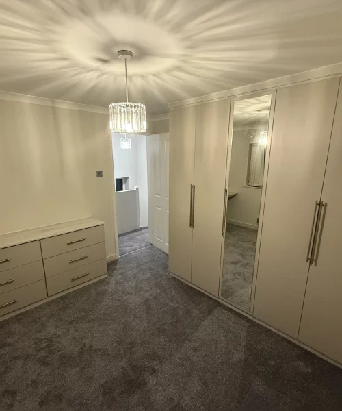 Bespoke fitted wardrobe Cashmere-Cheadle