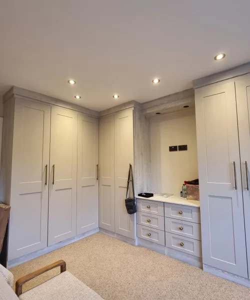 Bespoke fitted wardrobe Cashmere - Wilmslow