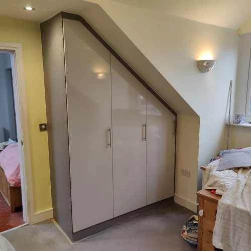 Bespoke fitted wardrobe Dove Grey - Rochdale