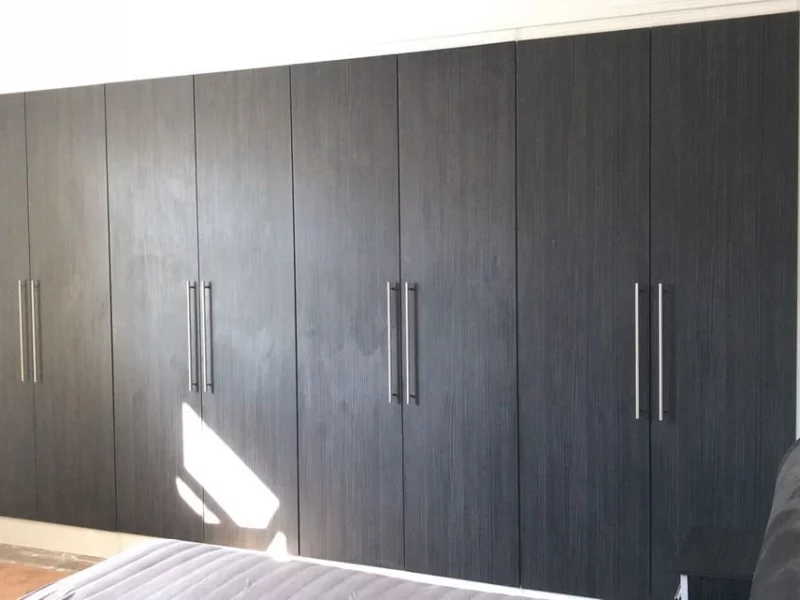 Bespoke fitted wardrobe Hacienda Black - Urmston