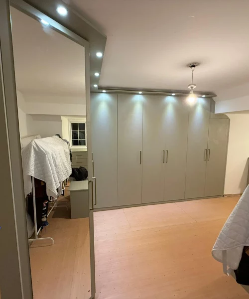 Bespoke fitted wardrobe Sage Green - Didsbury