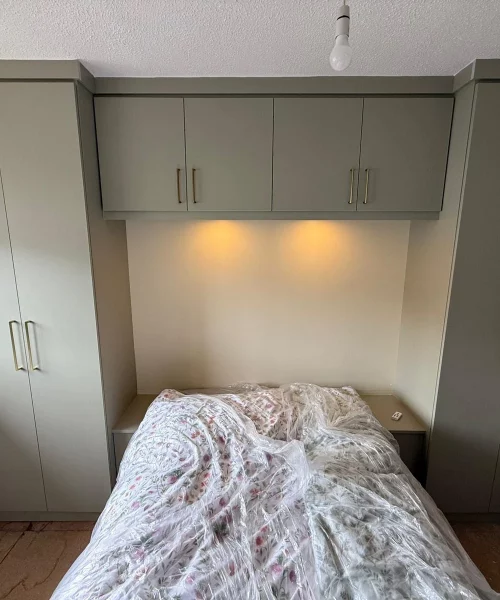 Bespoke fitted wardrobe Sage Green - Walkden