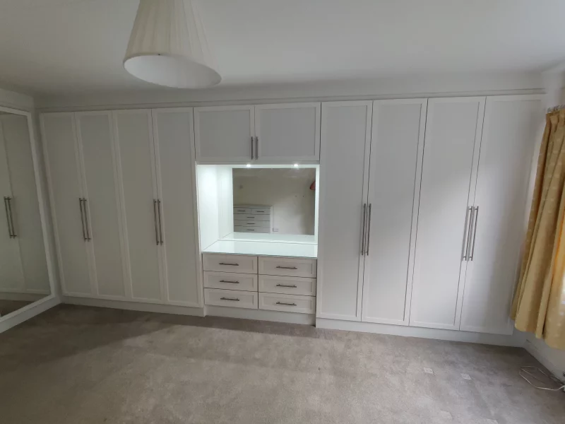 Bespoke fitted wardrobe White - Marple