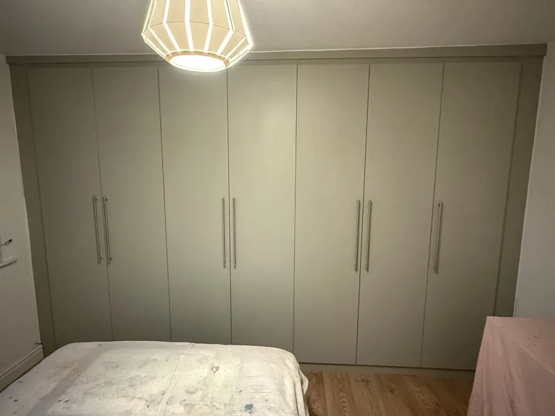 Bespoke fitted wardrobe sage green-Ramsbottom
