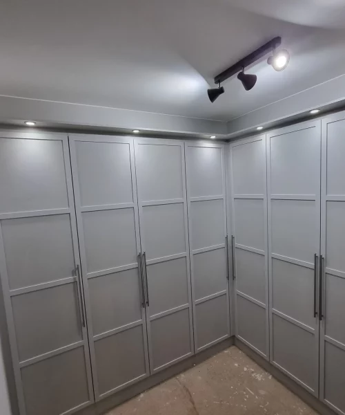 bespoke fitted shaker dove grey-ramsbottom